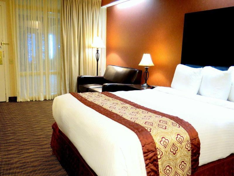 Nisku Inn & Conference Edmonton Airport Екстериор снимка