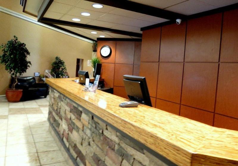 Nisku Inn & Conference Edmonton Airport Екстериор снимка