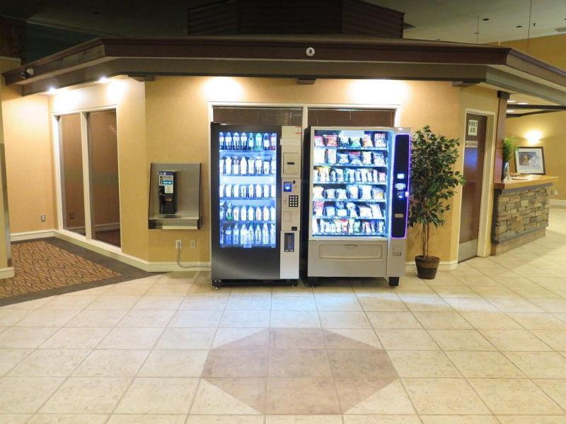 Nisku Inn & Conference Edmonton Airport Екстериор снимка